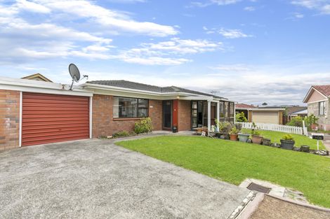 Photo of property in 2/108a Pakuranga Road, Pakuranga, Auckland, 2010