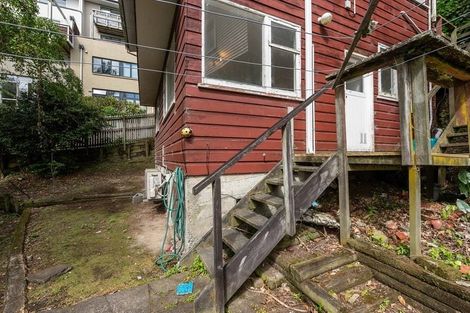 Photo of property in 57a Mortimer Terrace, Brooklyn, Wellington, 6021