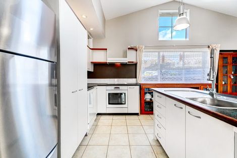 Photo of property in 37 Nearco Street, Randwick Park, Auckland, 2105