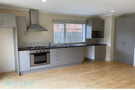 Photo of property in 9 Maypark Crescent, Flat Bush, Auckland, 2016