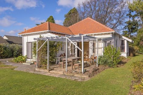 Photo of property in 204 Riccarton Road, Riccarton, Christchurch, 8041