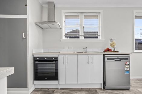 Photo of property in 40 Pine Avenue, Bader, Hamilton, 3206