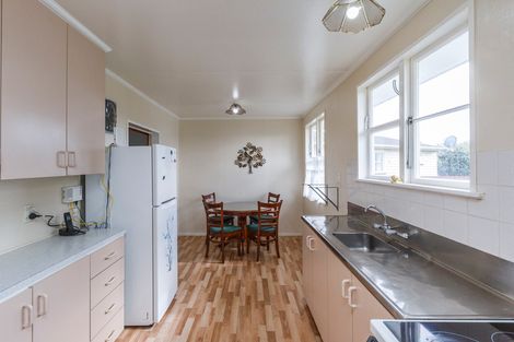 Photo of property in 17 Cavendish Crescent, Awapuni, Palmerston North, 4412