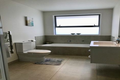 Photo of property in 8 Batty Street, Papamoa Beach, Papamoa, 3118