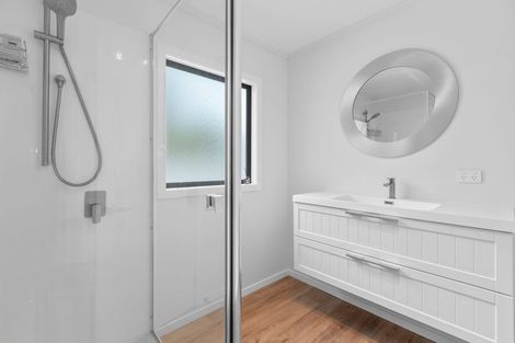 Photo of property in 10 Meade Place, Bell Block, New Plymouth, 4312