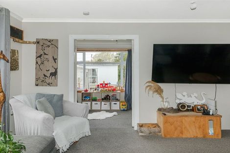 Photo of property in 5 Webb Street, Westport, 7825