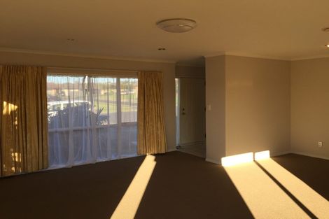 Photo of property in 11 Raphoe Road, Flat Bush, Auckland, 2019
