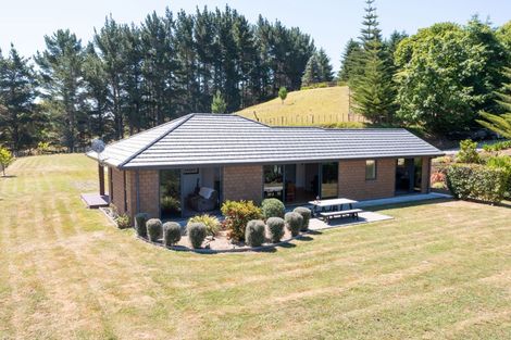 Photo of property in 690 Swamp Road, Puketapu, Napier, 4183