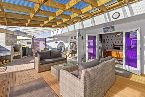 Photo of property in 51 Nash Parade, Foxton Beach, Foxton, 4815