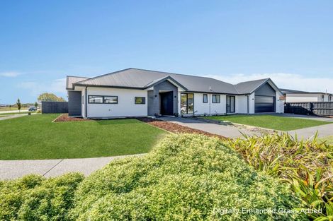 Photo of property in 10 Mills Road, Marshland, Christchurch, 8051
