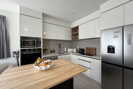 Photo of property in 6/535 Swanson Road, Ranui, Auckland, 0612