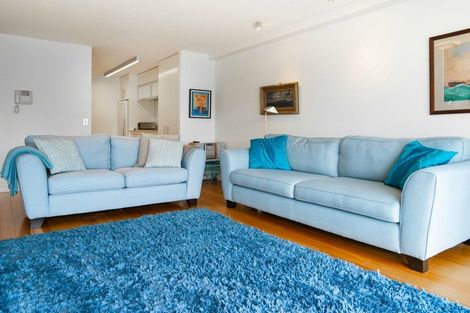 Photo of property in Aqua, 4/74 Oriental Parade, Oriental Bay, Wellington, 6011