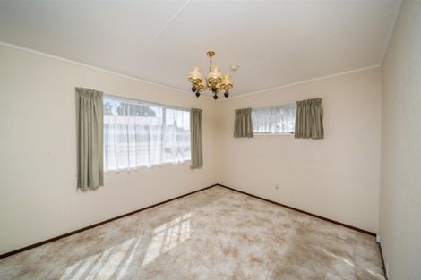 Photo of property in 198 Waihi Road, Hawera, 4610