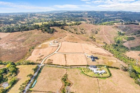 Photo of property in 101 Wintour Road, Waimauku, 0881