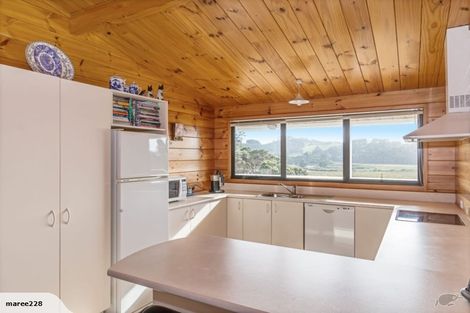 Photo of property in 250 Ridge Road, Mahurangi East, Warkworth, 0982