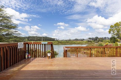 Photo of property in 18 Kent Terrace, Riverhead, 0820