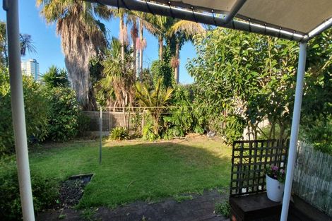 Photo of property in 2/41 Byron Avenue, Takapuna, Auckland, 0622