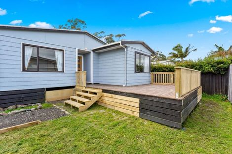 Photo of property in 4 Rere Place, Parakai, 0830