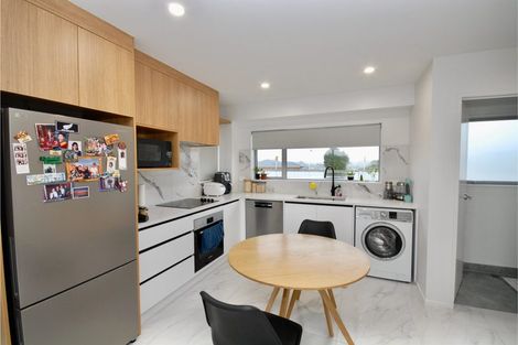 Photo of property in 298f Sunset Road, Windsor Park, Auckland, 0632