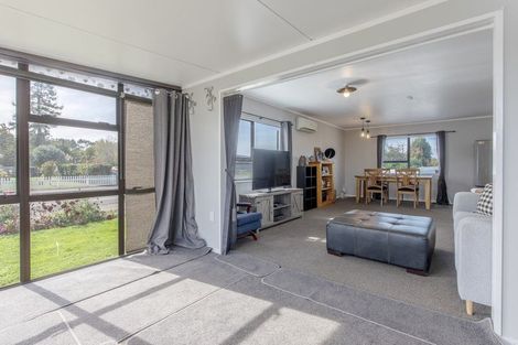 Photo of property in 11a Johnson Street, Waipawa, 4210