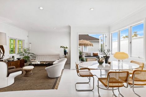 Photo of property in 453 Point Chevalier Road, Point Chevalier, Auckland, 1022