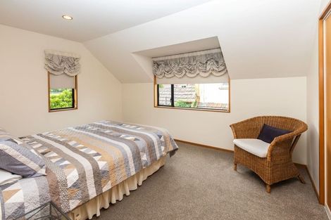 Photo of property in 9 Clyde Road, Upper Riccarton, Christchurch, 8041