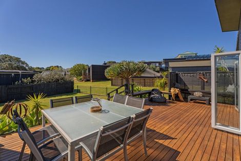 Photo of property in 7 Ajax Head, Pauanui, Hikuai, 3579