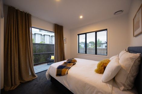 Photo of property in 11 Awanui Avenue, Hokowhitu, Palmerston North, 4410