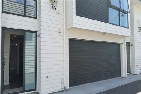 Photo of property in 6 Windfola Parkway, Takanini, 2112