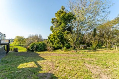 Photo of property in 65 Annett Road, Kumeu, 0891