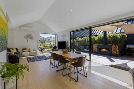 Photo of property in 17 Mckenzies Shute, Jacks Point, Queenstown, 9371