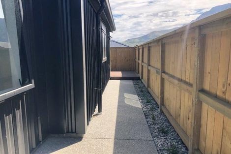 Photo of property in 14 Corriedale Road, Jacks Point, 9371