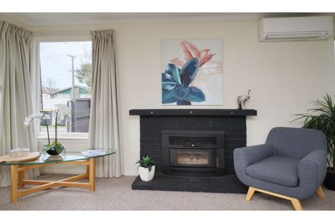 Photo of property in 195 Grimseys Road, Redwood, Christchurch, 8051