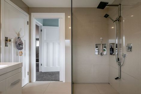 Photo of property in 24 Elmira Avenue, Hokowhitu, Palmerston North, 4410