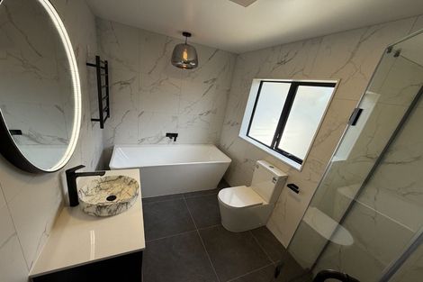 Photo of property in 21 Catalina Avenue, Rosehill, Papakura, 2113