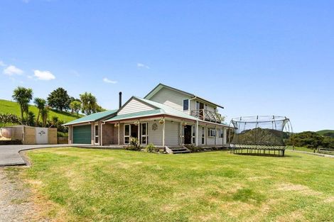 Photo of property in 36 Pataua Road North, Whareora, Whangarei, 0175