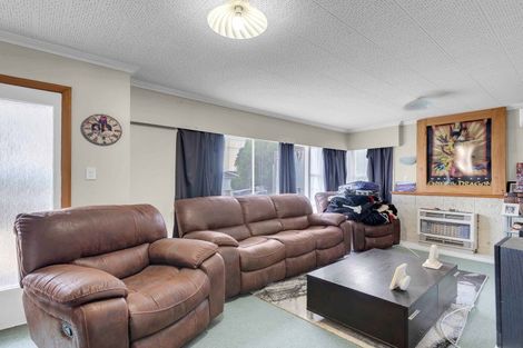 Photo of property in 8 Pulham Crescent, Queenwood, Hamilton, 3210