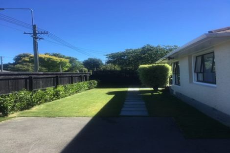 Photo of property in 1/290 Withells Road, Avonhead, Christchurch, 8042
