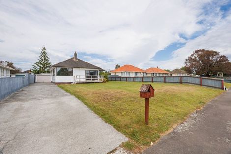 Photo of property in 103 Clyde Crescent, Roslyn, Palmerston North, 4414