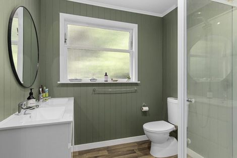 Photo of property in 7 Zeala Grove, Stokes Valley, Lower Hutt, 5019