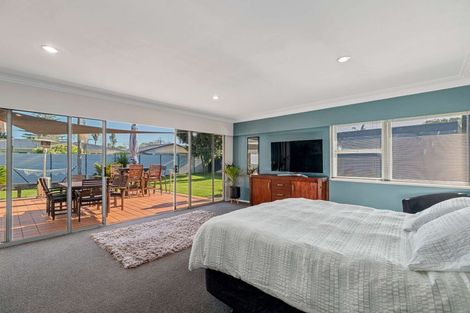 Photo of property in 5 Snell Avenue, Papakura, 2110