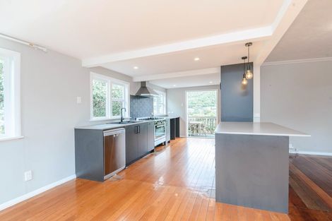 Photo of property in 94 Woodland Road, Johnsonville, Wellington, 6037