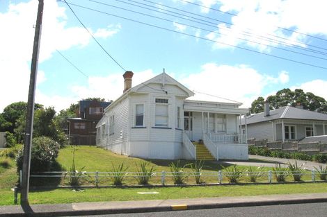 Photo of property in 3 Mariposa Crescent, Birkenhead, Auckland, 0626