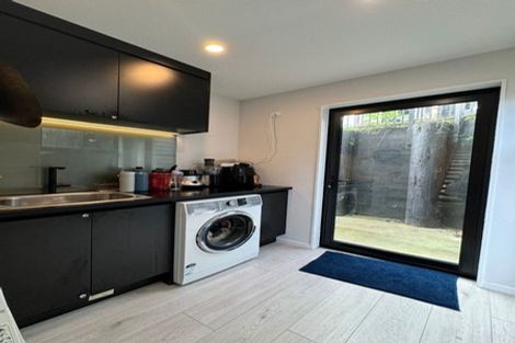 Photo of property in 111d Woodglen Road, Glen Eden, Auckland, 0602