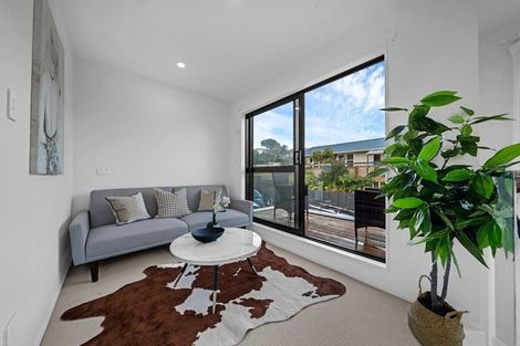 Photo of property in 40a Mason Street, New Lynn, Auckland, 0600