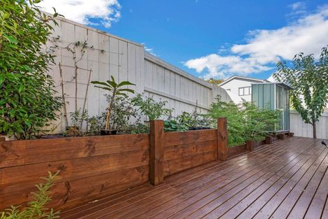 Photo of property in 45c Rangeview Road, Sunnyvale, Auckland, 0612