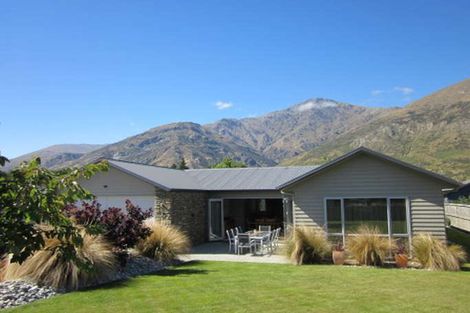 Photo of property in 65 Erskine Street, Lake Hayes, Queenstown, 9304