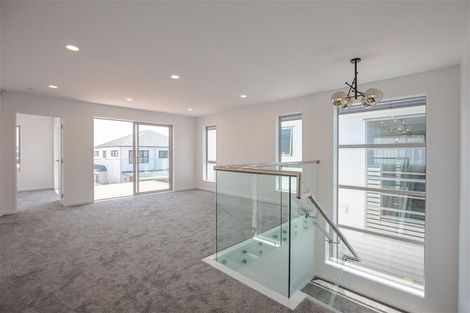 Photo of property in 4 Toanui Road, Hobsonville, Auckland, 0616