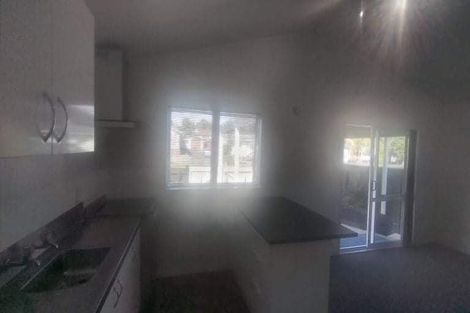 Photo of property in 39 Burbank Avenue, Manurewa, Auckland, 2102