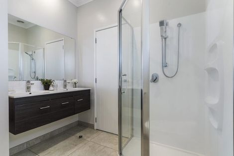 Photo of property in 15 Turua Rise, Karaka, Papakura, 2113